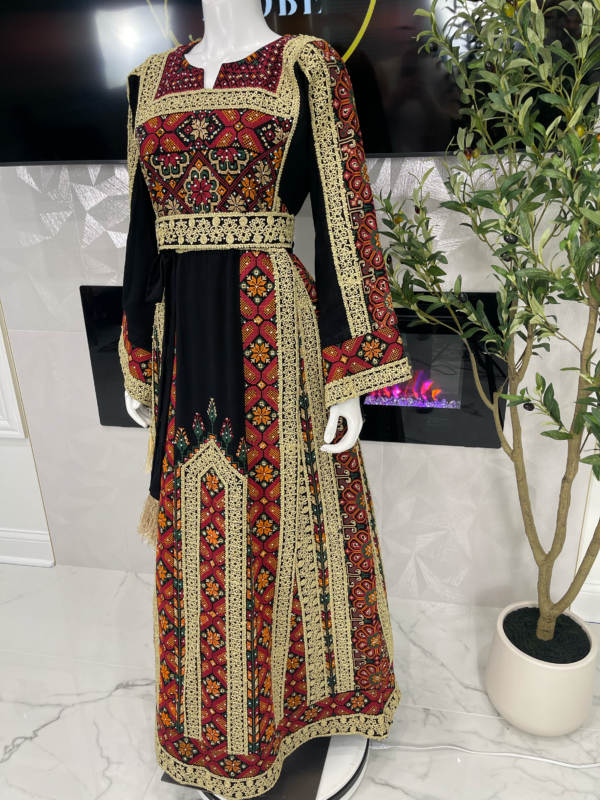 Thobe Kanaan كنعان - Image 2