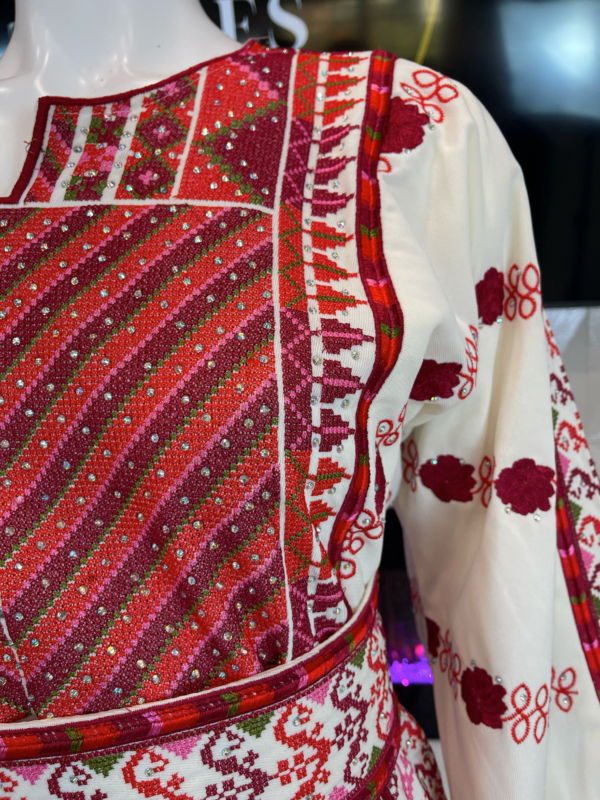 Rose Thobes -1 - Image 3