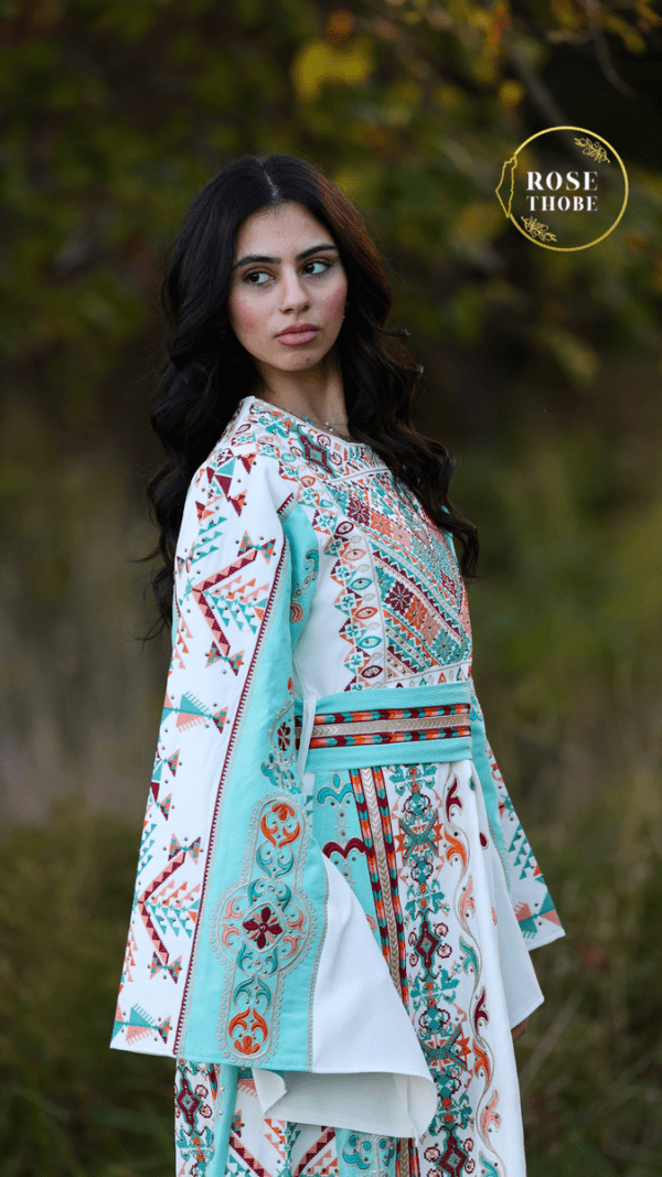 Malak Bridal Thobe - Image 4